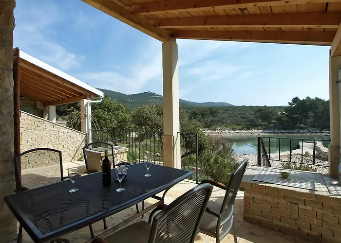 Jure By Interhome 펜션 Mrljane